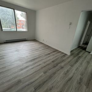 8225 24e Avenue - Photo 3