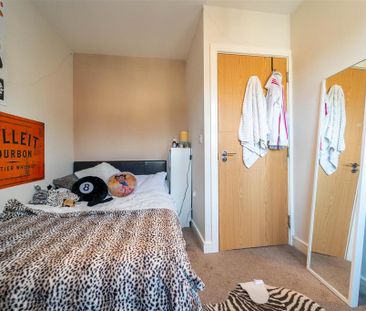 7 bedroom house to rent - Photo 1