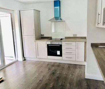 4 bedroom detached house to rent - Photo 6