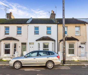 1 bedroom in a house share to rent - Photo 5