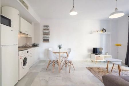 Alquiler de piso en Los Castillejos - La Trinidad - Photo 4