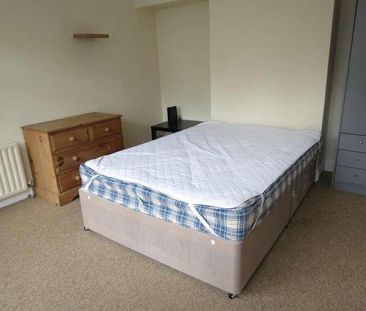 Bedroom Detached House In Winton, BH9 - Photo 6