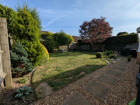 Whitehead Grove, Balsall Common, Coventry - Photo 4
