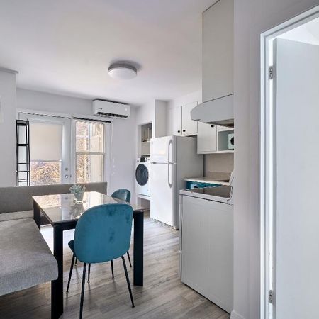 Rosemont magnifique 3, 1/2 tout inclus meuble - Photo 4