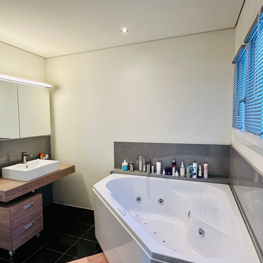 Très grand appartement à 5min à pied des télécabines violettes - Foto 1