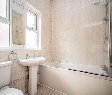 Ashburnham Road, MK40 - Photo 3