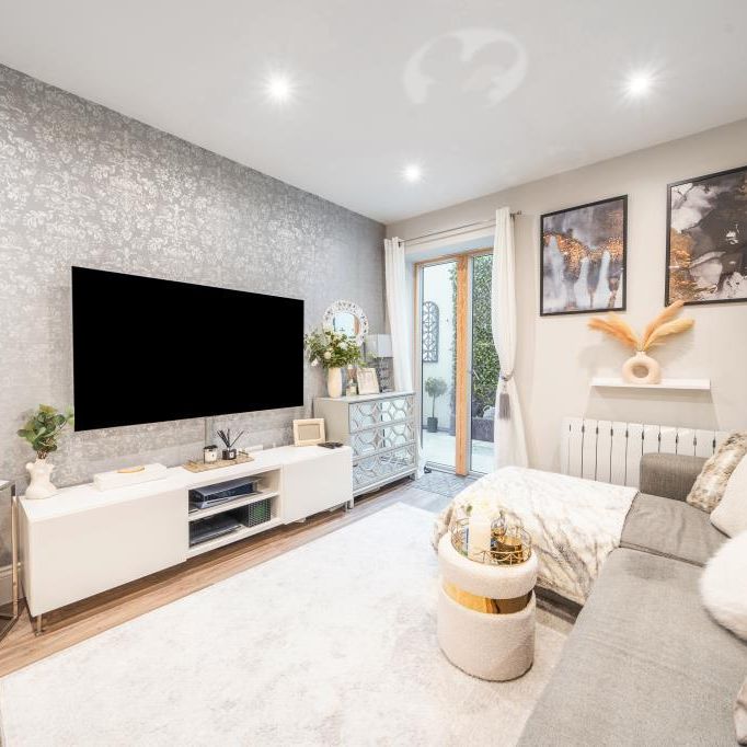 2 bedroom apartment to rent - Photo 1