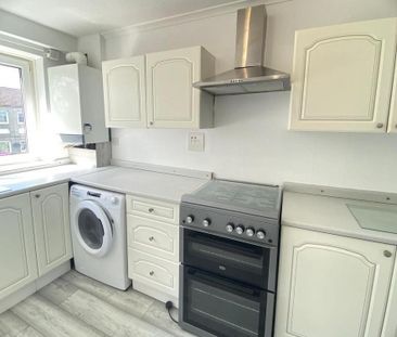 2 bedroom flat to rent - Photo 5