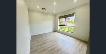 Modern family home in a sought-after pocket - Photo 2