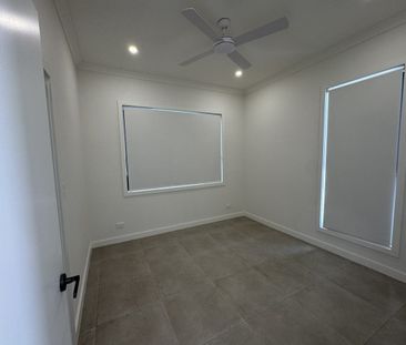 Brand New 3-4 Bedroom Home - Photo 6