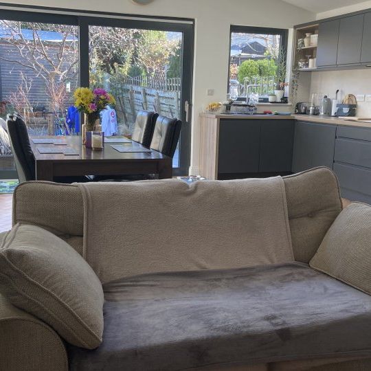 Room for rent in 3-bedroom apartment in Dublin, Dublin - Photo 1