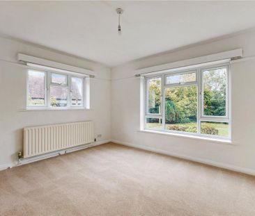 4 bedroom detached house to rent - Photo 3