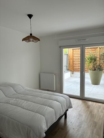 Location Appartement 2 pièces 53m² - Photo 3