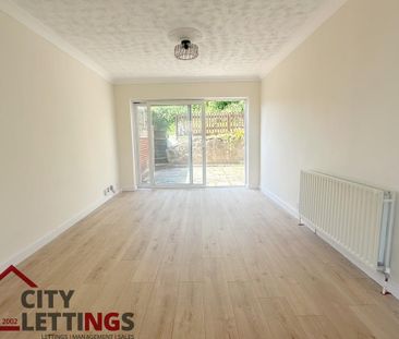 3 bedroom detached house to rent - Photo 1