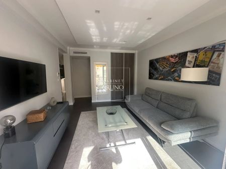 Location Appartement 2 pièces 41m² CANNES 06400 - Photo 2
