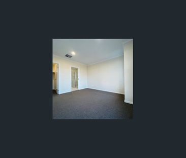 586 Cameron Street, Donnybrook, Vic 3064 - Photo 5