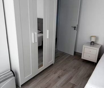 Pasaje Pezuela, Málaga, Andalusia 29010 - Photo 5