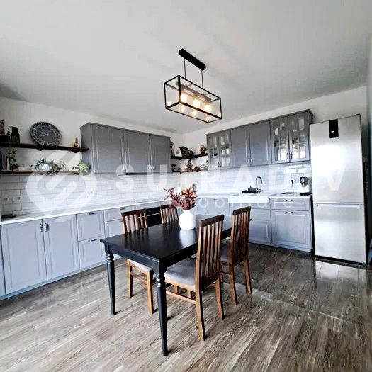 Casa moderna, pet friendly, curte de 352mp – Dezmir - Photo 1