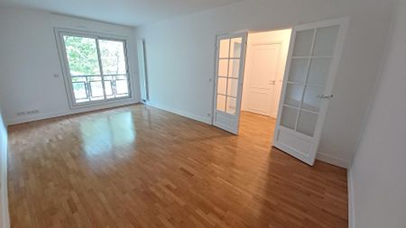 location Appartement T2 DE 50.2m² À LEVALLOIS PERRET - Photo 2