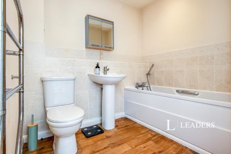 2 bedroom flat to rent - Photo 3