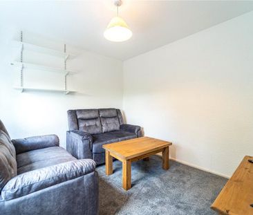 4 bedroom terraced house to rent - Photo 1