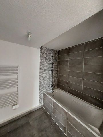 Location Appartement 3 pièces 59m² NIMES 30000 - Photo 5
