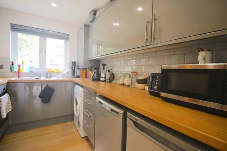 3 bedroom house to rent - Photo 3