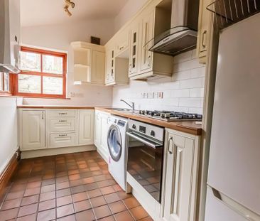 2 bedroom house to rent - Photo 2