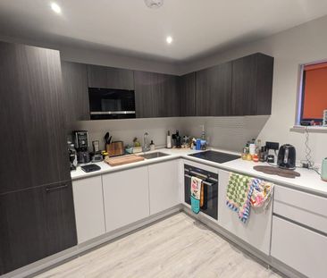 Studio Flat, Holders Hill Road, NW4 - Photo 3