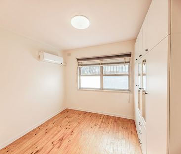 Family home in great location - Photo 3