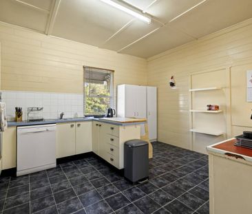 Tidy Colonial Home on Acreage - Photo 3
