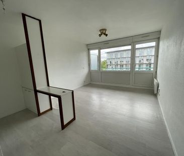 Location Appartement 1 pièce 25m² HEROUVILLE ST CLAIR 14200 - Photo 3