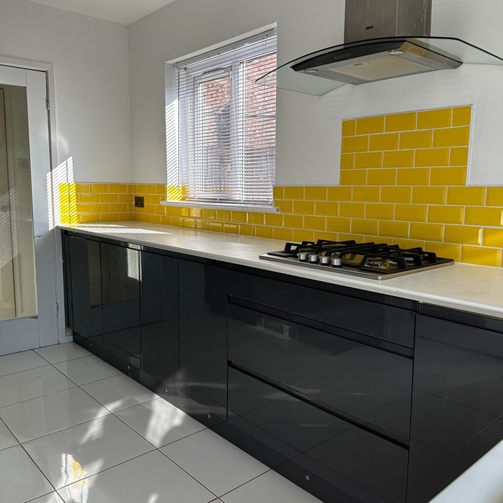 3 Bed Semi-Detached House, Thornleigh Road, M14 - Photo 1