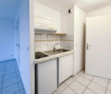 Location Appartement 1 pièce 34m² MONT DE MARSAN 40000 - Photo 3