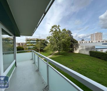 Location Appartement 4 pièces 82m² LE MANS 72100 - Photo 5