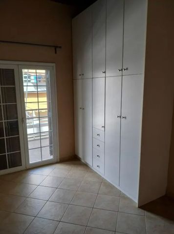 Ενοικίαση κατοικίας, 75 τ.μ., Ίλιον, 690 € - Photo 3