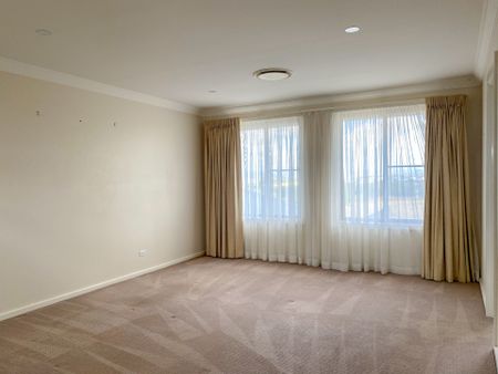 HILLVUE - FULLY FURNISHED Townhouse In Boutique Location - Photo 4