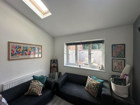Severn Street (8 bed) - Photo 2