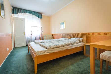 Hűvösvölgyi út - Photo 3