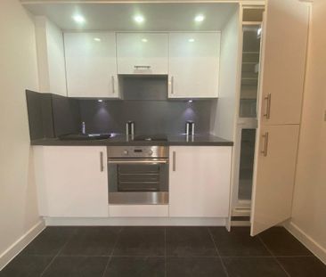 Suez Way, Saltdean, BRIGHTON - Photo 3