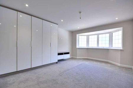 Swakeleys Road, Uxbridge, UB10 - Photo 4