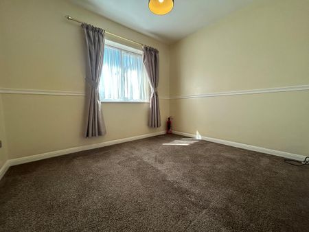 3 bedroom maisonette to rent - Photo 3