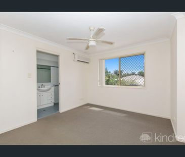 3 Bedroom Terrace Apartment - Walk to the Beach! - Photo 4