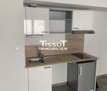 Location Appartement 2 pièces 40m² NIMES 30000 - Photo 2