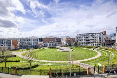 Langley Walk, Park Central, Birmingham City Centre, B15 - Photo 2