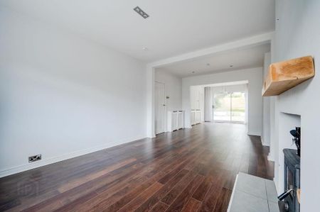 23 Summerhill Avenue, Belfast, BT5 7HD - Photo 4