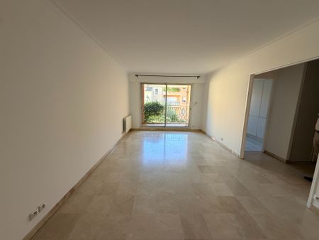 Location Appartement 3 pièces 70m² AIX EN PROVENCE 13100 - Photo 2