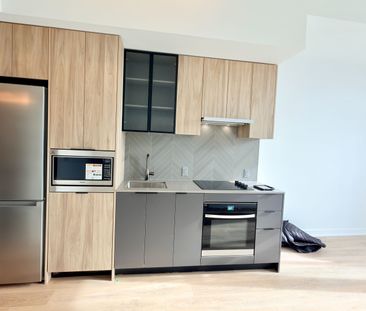 For Lease - 1037 The Queensway N/A Unit# 811, Toronto, Ontario - Photo 5