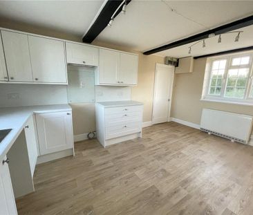 2 bedroom end of terrace house to rent - Photo 5