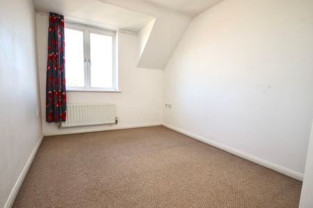 2 bedroom Town House to let - Photo 3